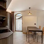 Rock Mountain Planet House Апартаменты Ливиньо